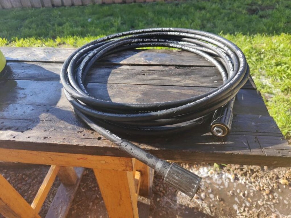 The Ultimate Guide to Selecting the Pressure Washer Hose