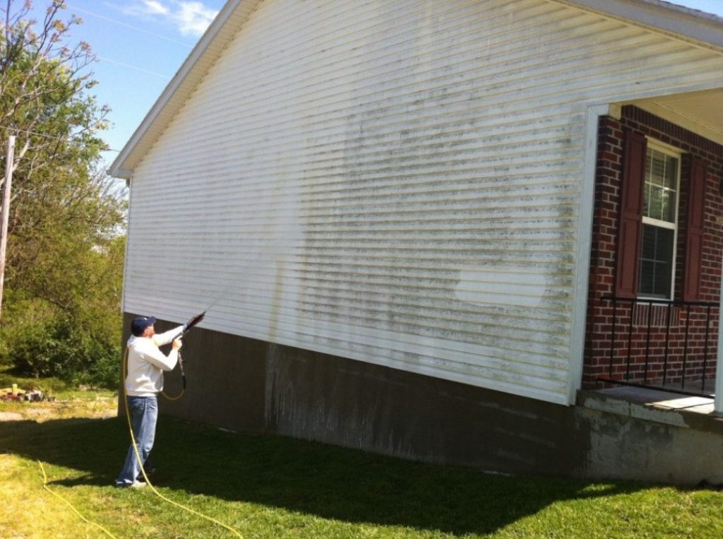 Method of application for Vinyl Siding Cleaner