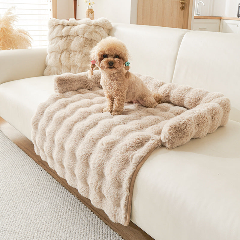Cozy Winter Dog Mat for Pets